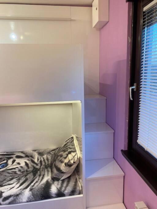 Апартаменты Self Check-In Studio With Wi-Fi And Parking Place Загреб Экстерьер фото